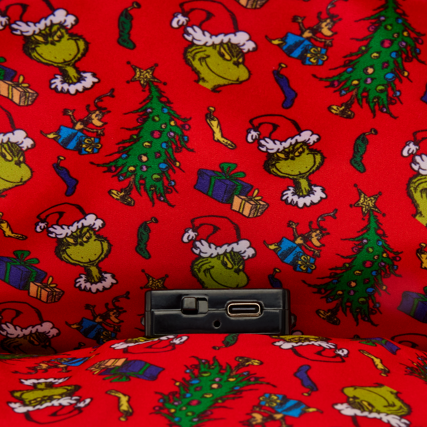 Dr. Seuss How the Grinch Stole Christmas! Tree Light Up Plush Mini Backpack - Image 9